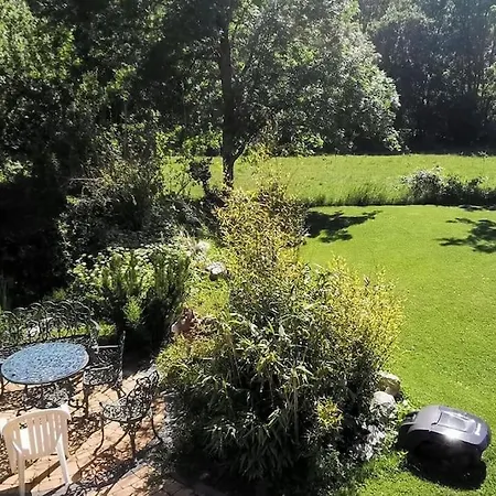 Tesla- Modernes Wohnen Fuer Geschaeftsaufenthalte Oder Ferien *